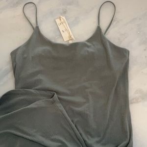*BNWT* LONG GREEN SUNDRESS